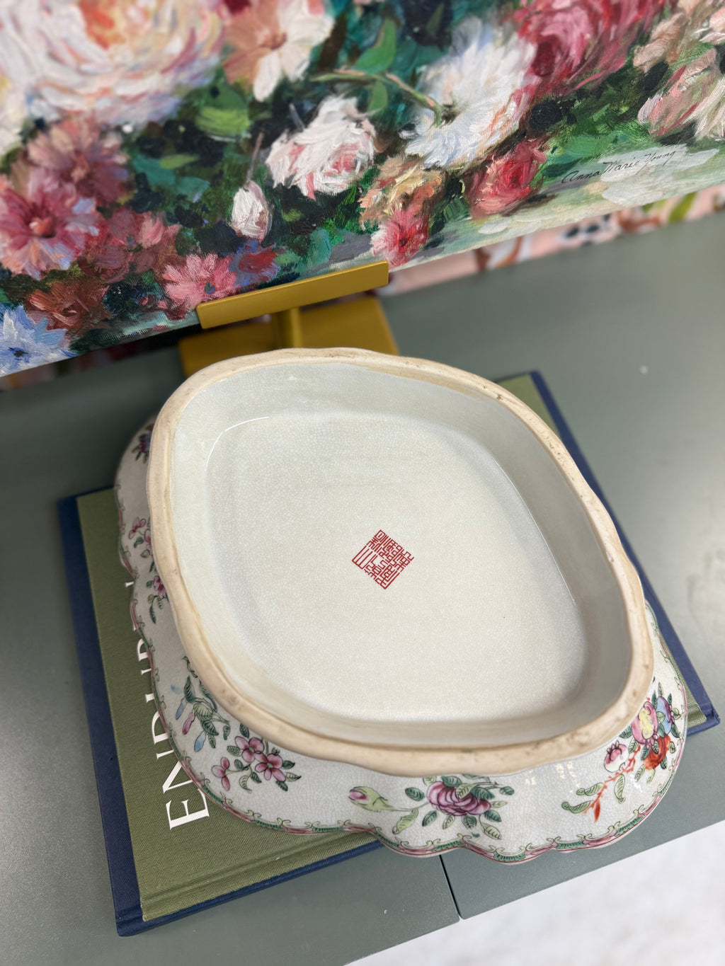 New Rose Medallion Pedestal Dish
