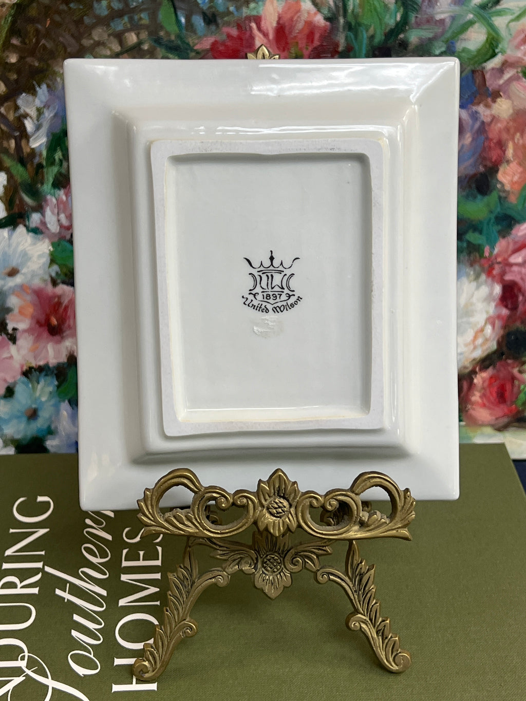 White Tobacco Leaf Rectangular Tray