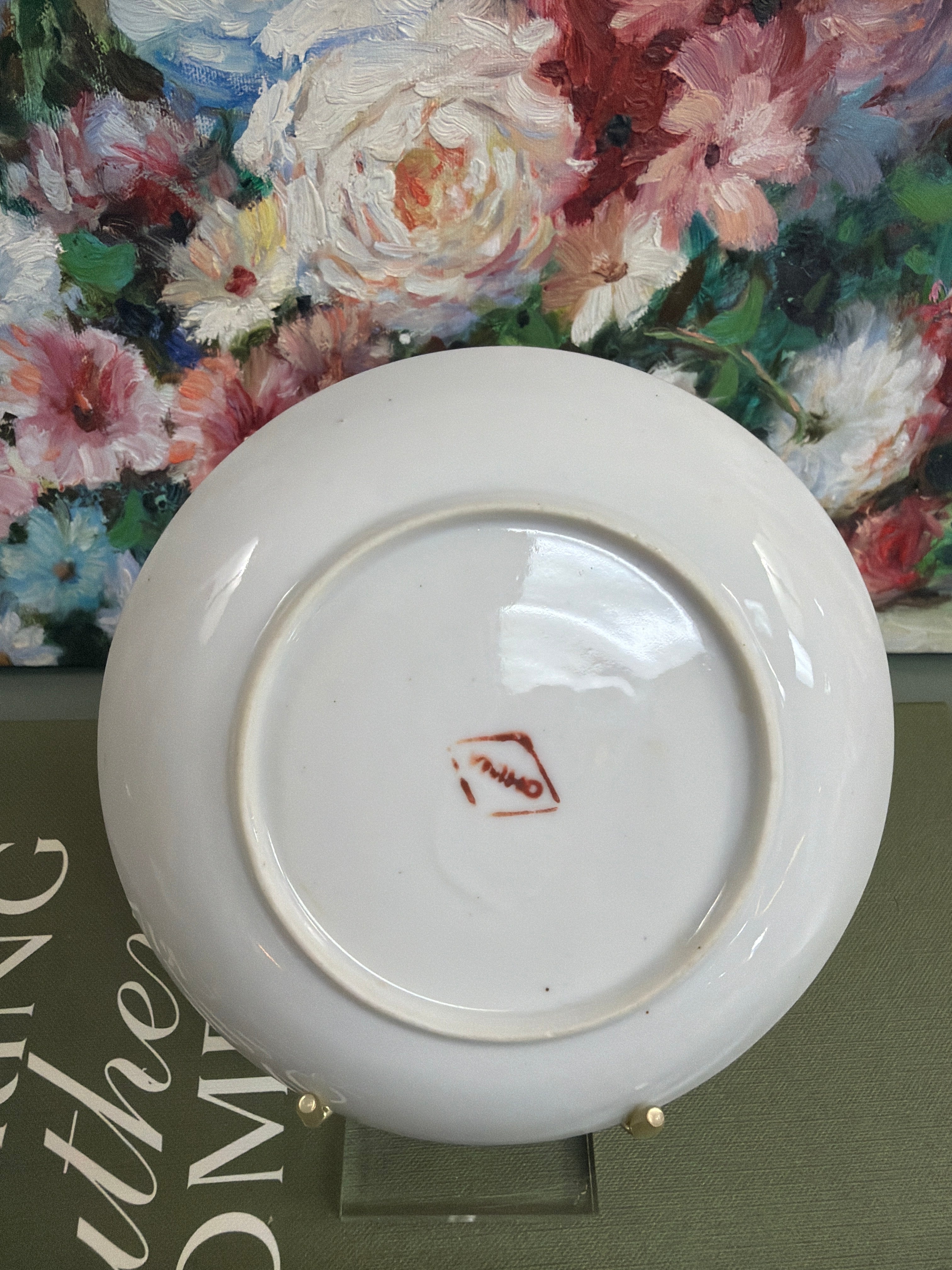 5.5” Bok Choy Saucer *PAINT LOSS*