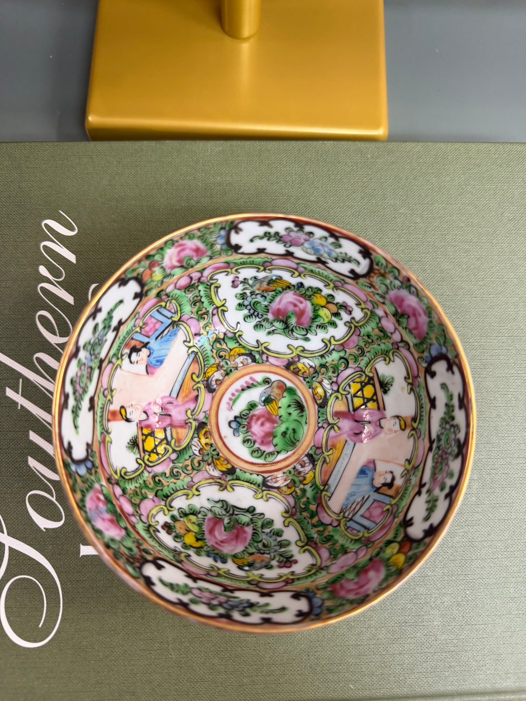 4.5” Vintage Rose Medallion Rice Bowl
