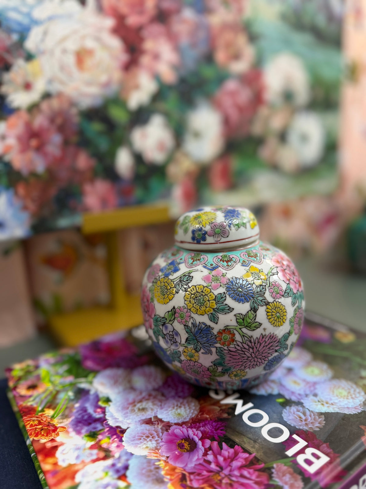 Vintage White Floral Small Ginger Jar