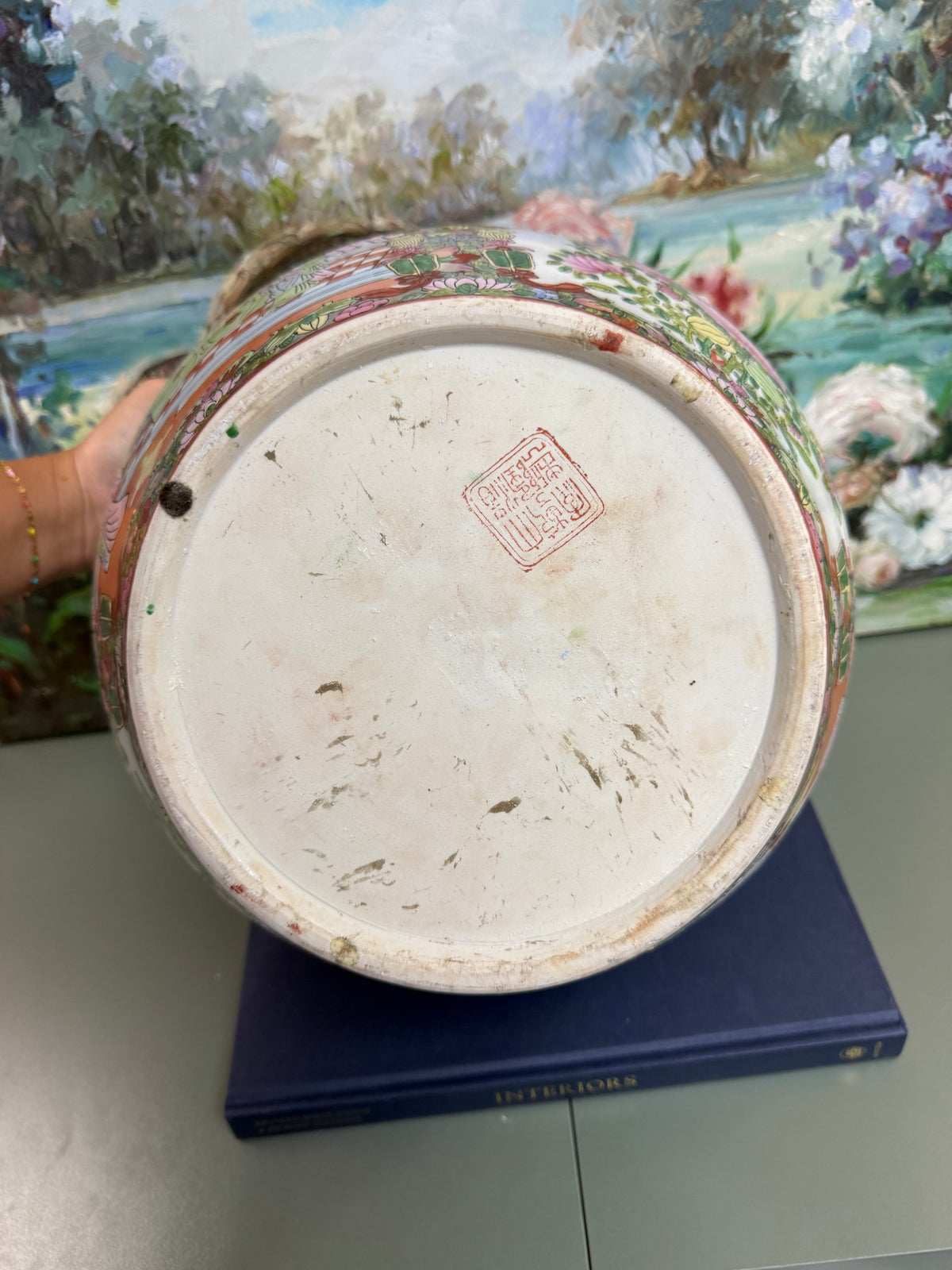 10.5 Inch Tall Vintage Rose Medallion Planter