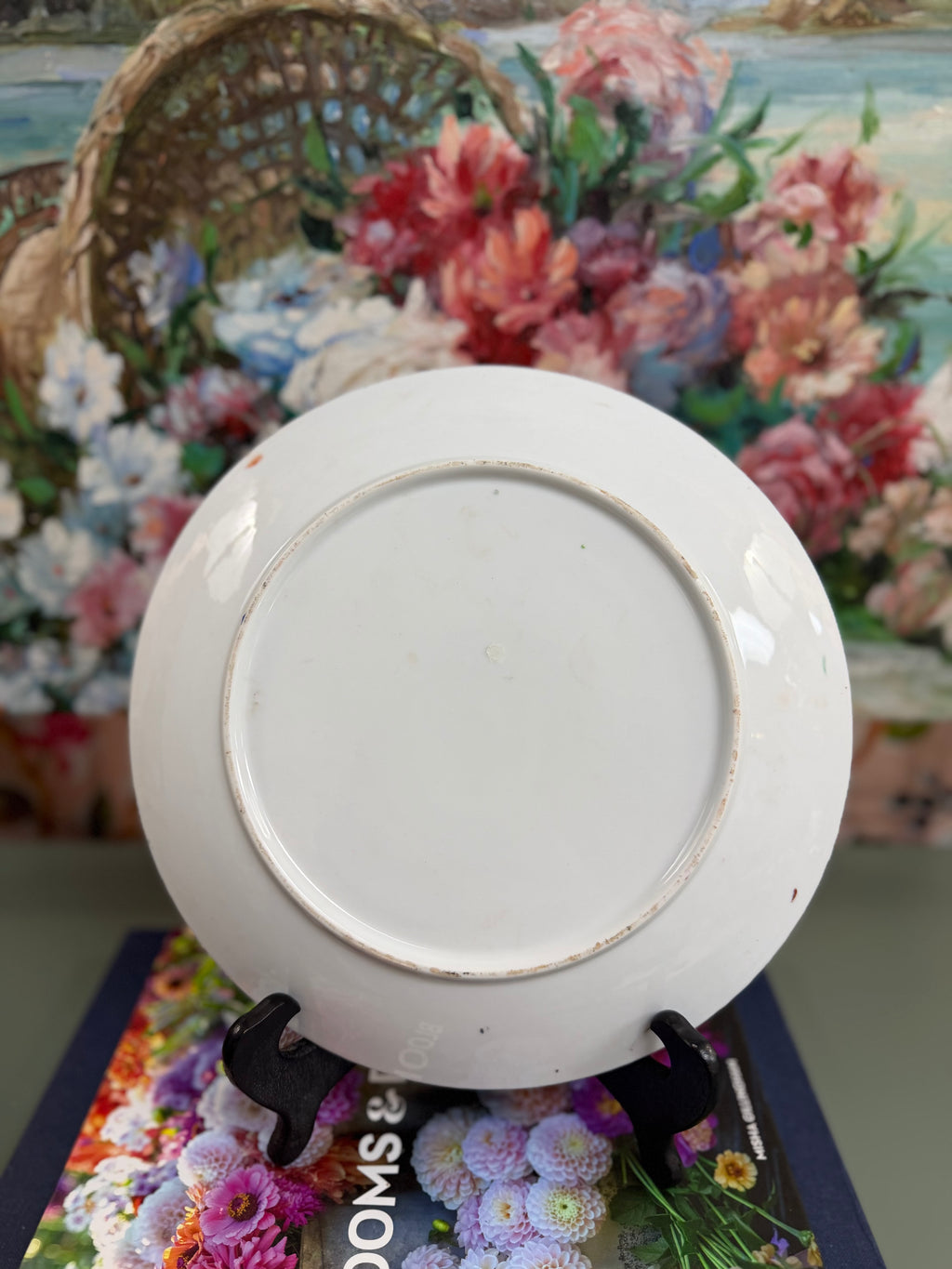 Vintage 10” Rose Medallion Plate