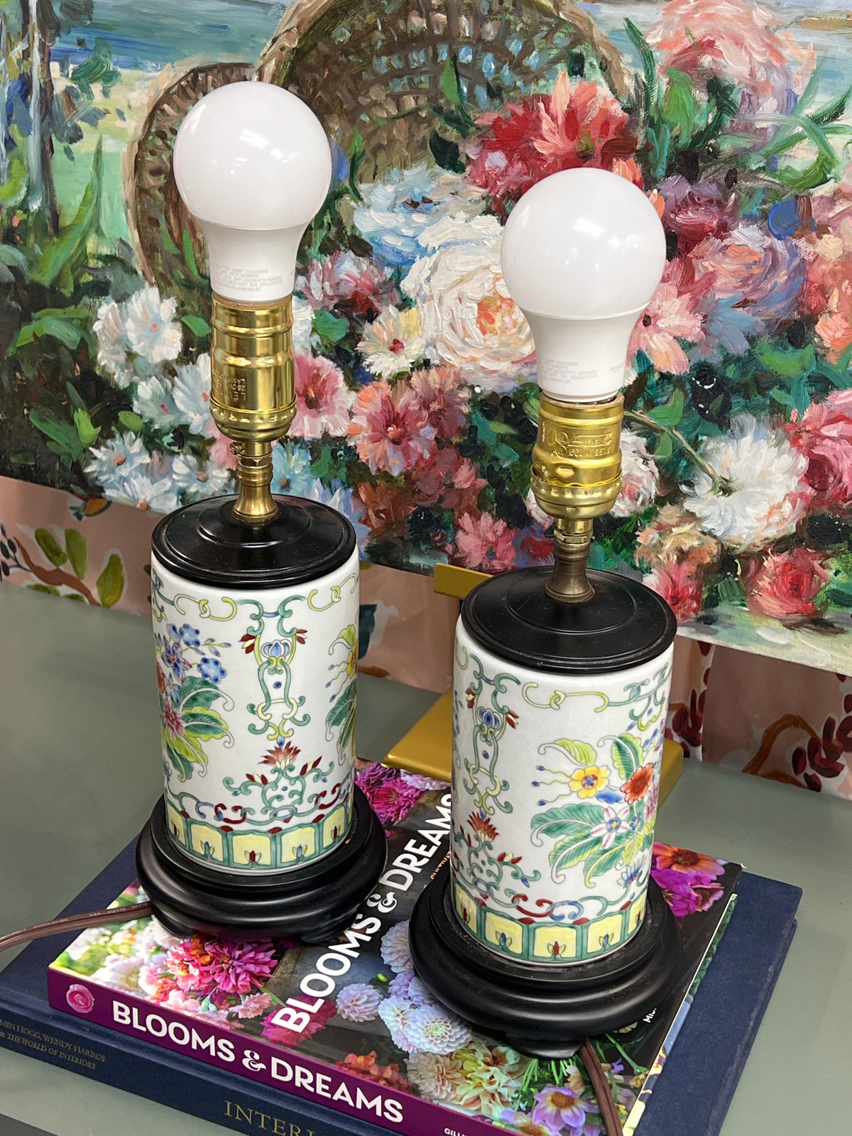 Famille Floral Lamp