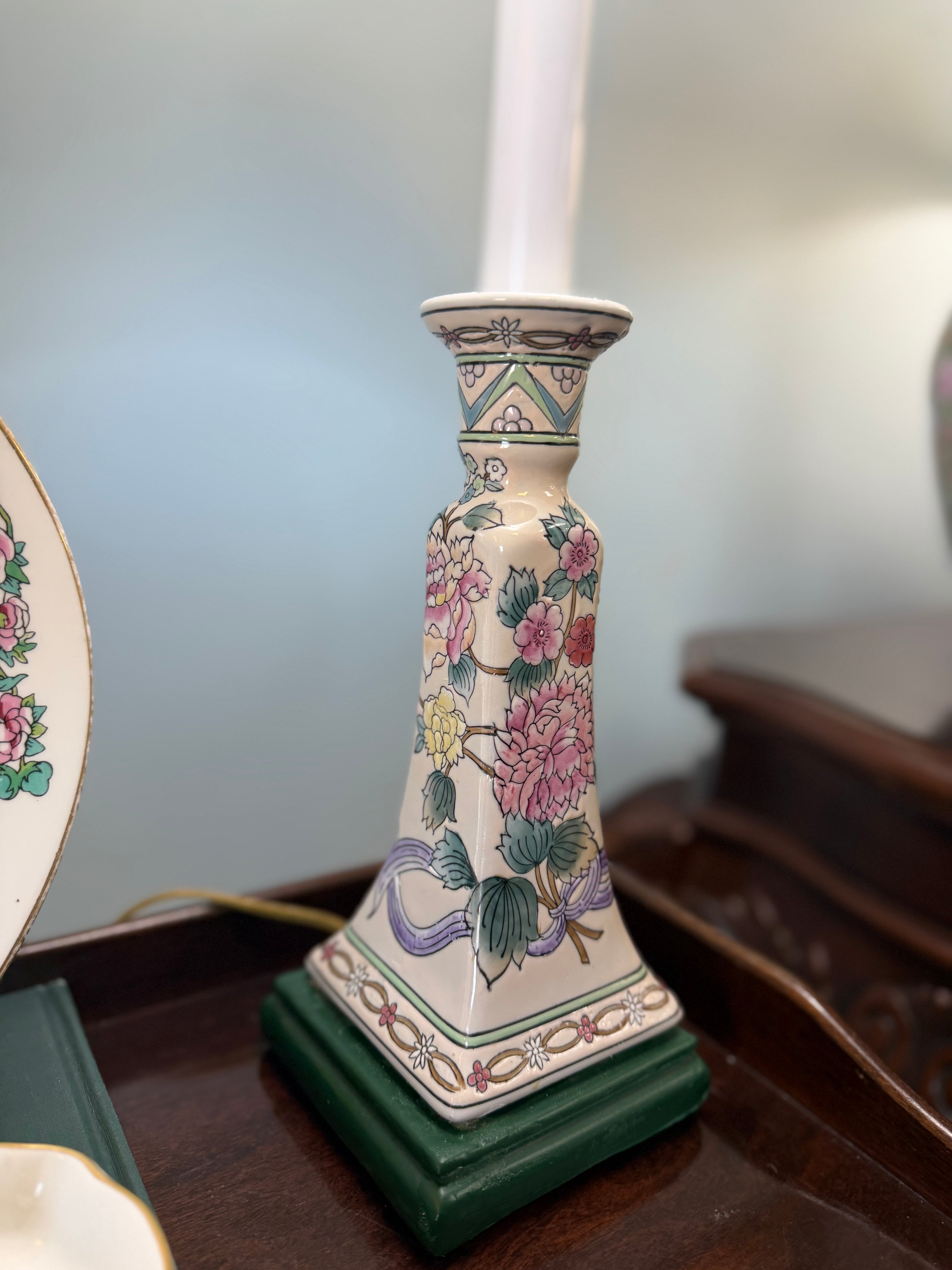 Singular Bow and Floral Candlestick Lamp