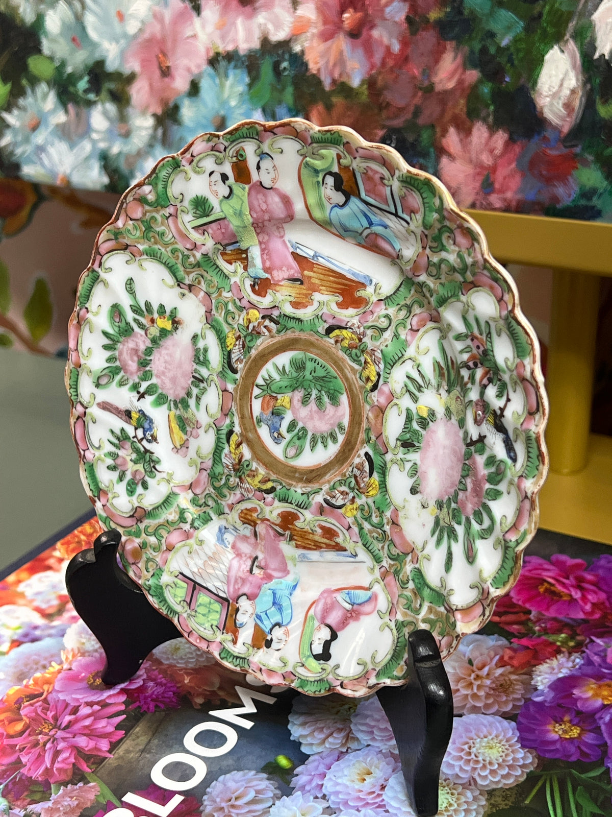 Antique Scalloped Rose Medallion Plate