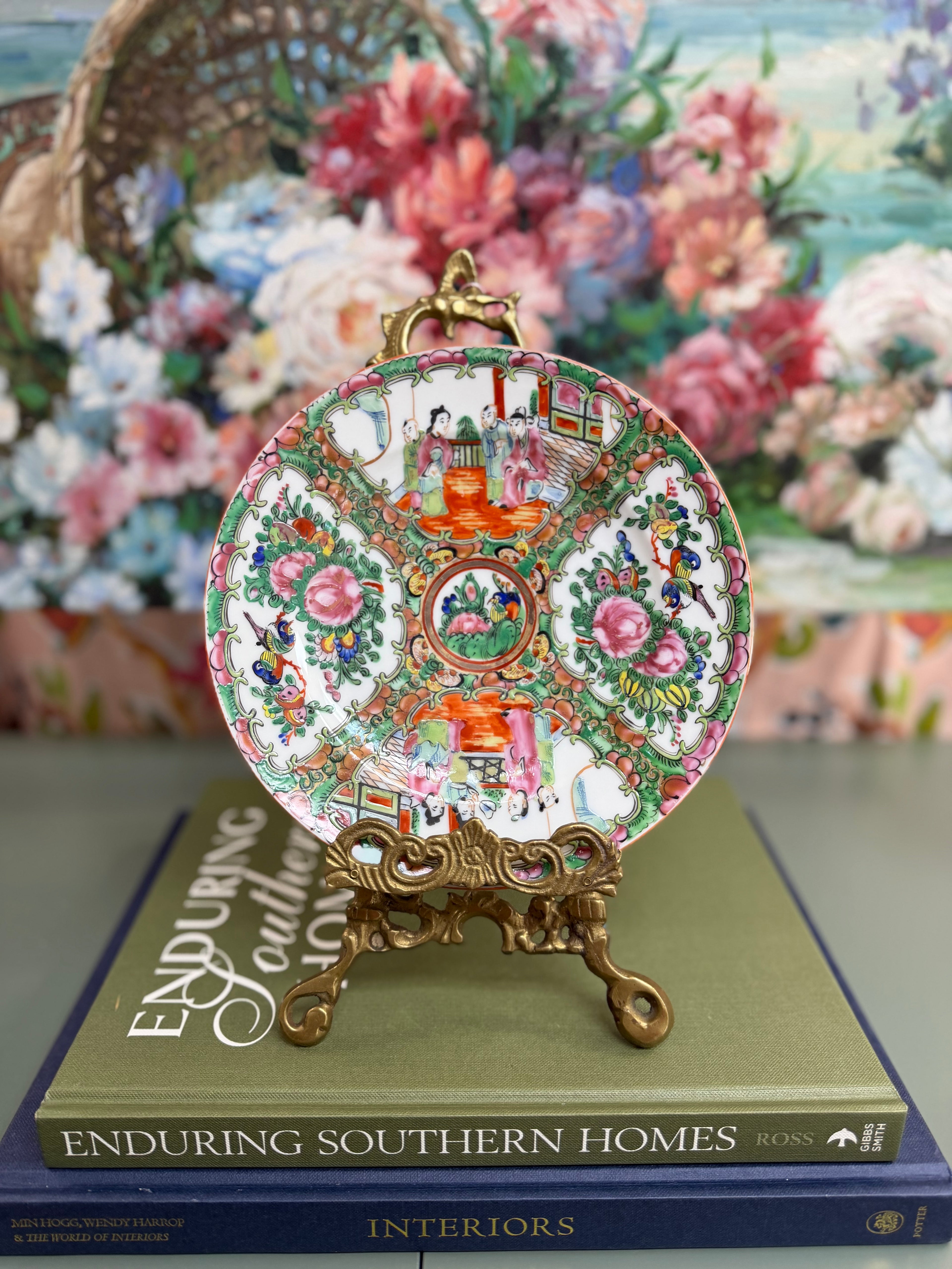 Vintage 7.5” Rose Medallion Plate