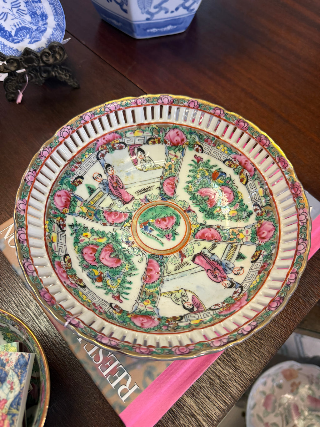 Medium Reticulated Rose Medallion Bowl
