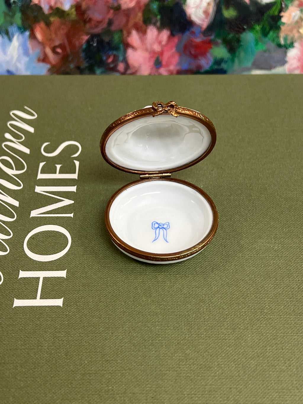 Yellow Hat Limoges box