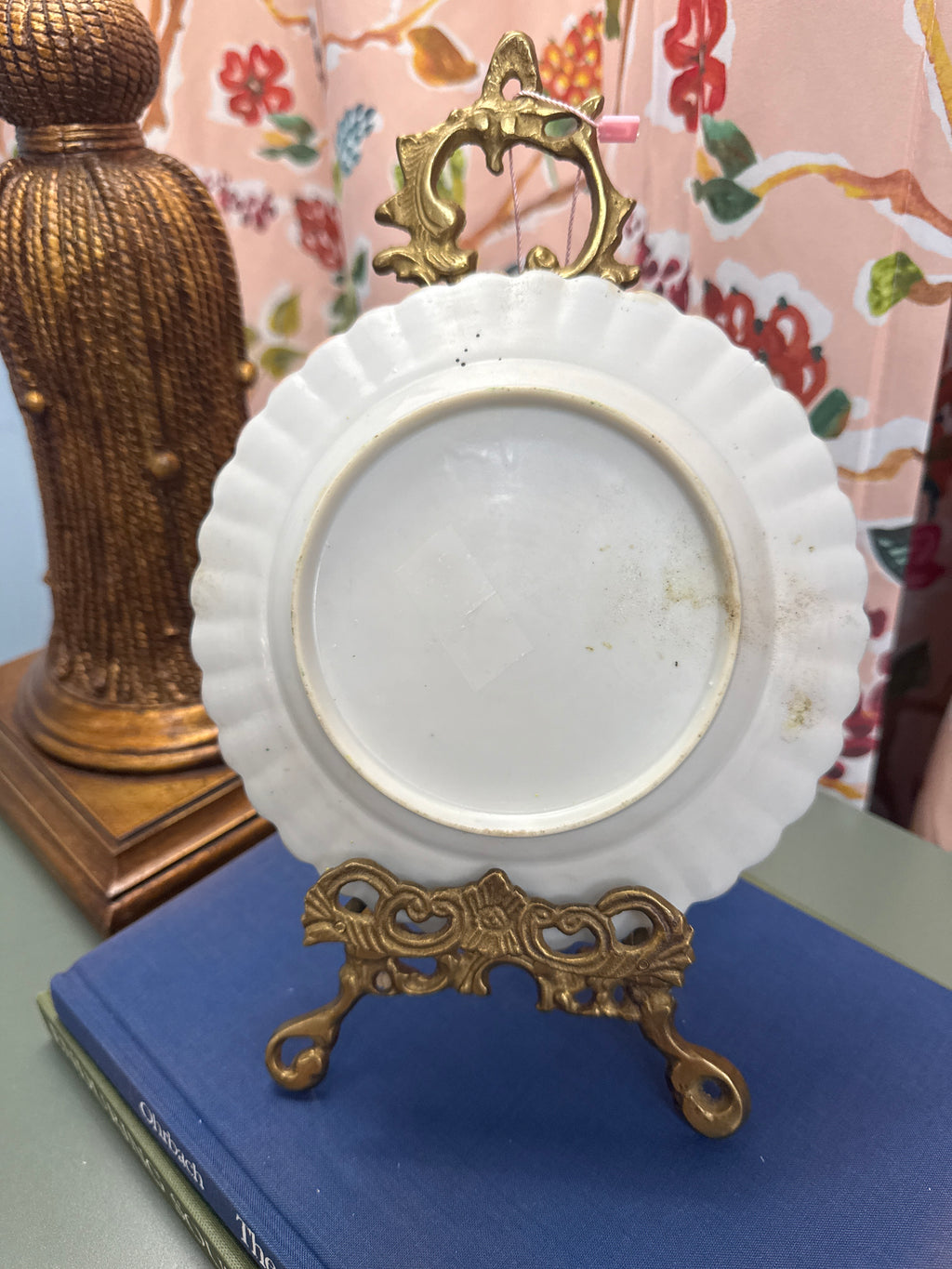 7.5 Inch Antique Bok Choy Scalloped Plate