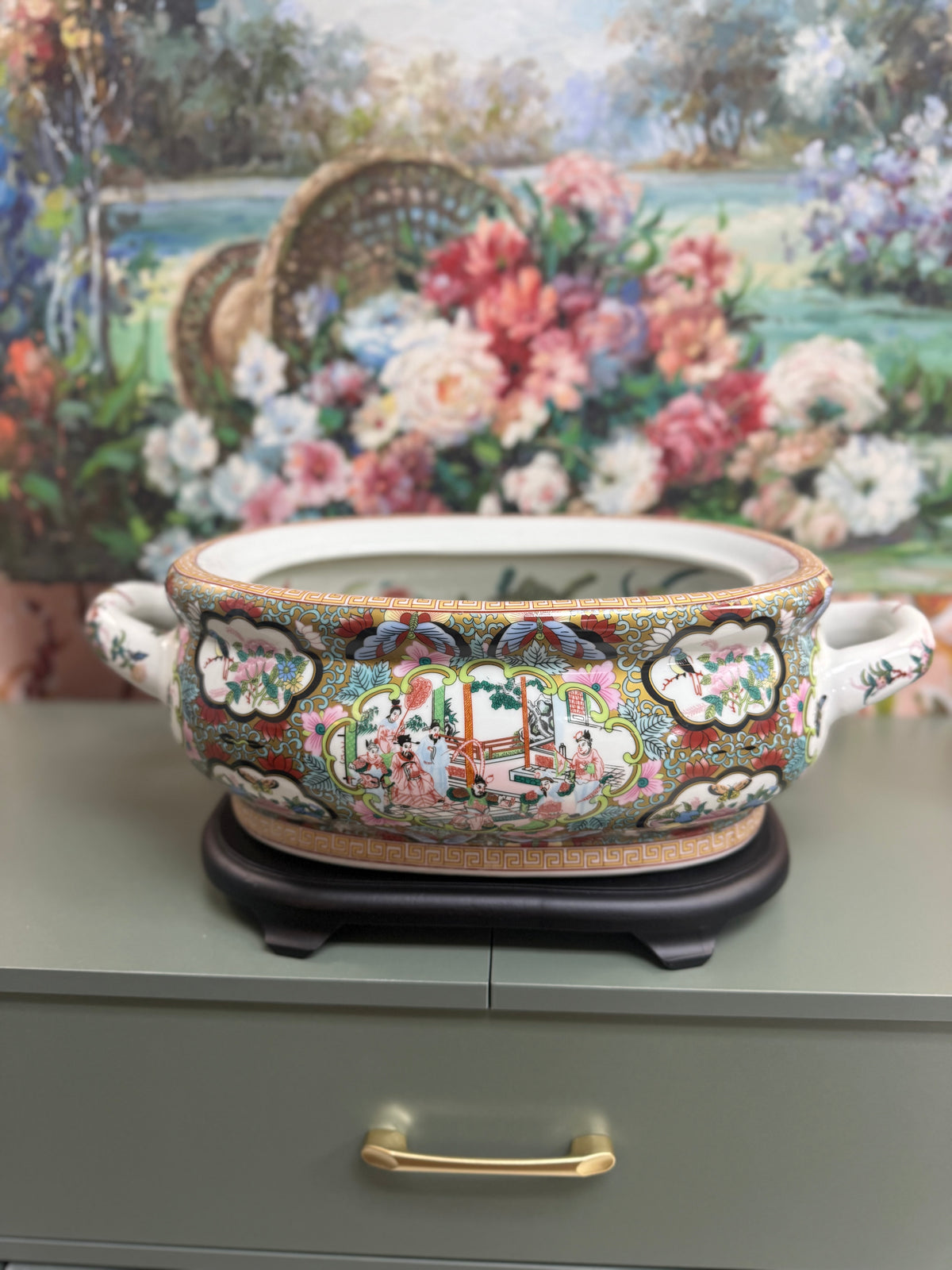 New Rose Medallion Footbath with Base