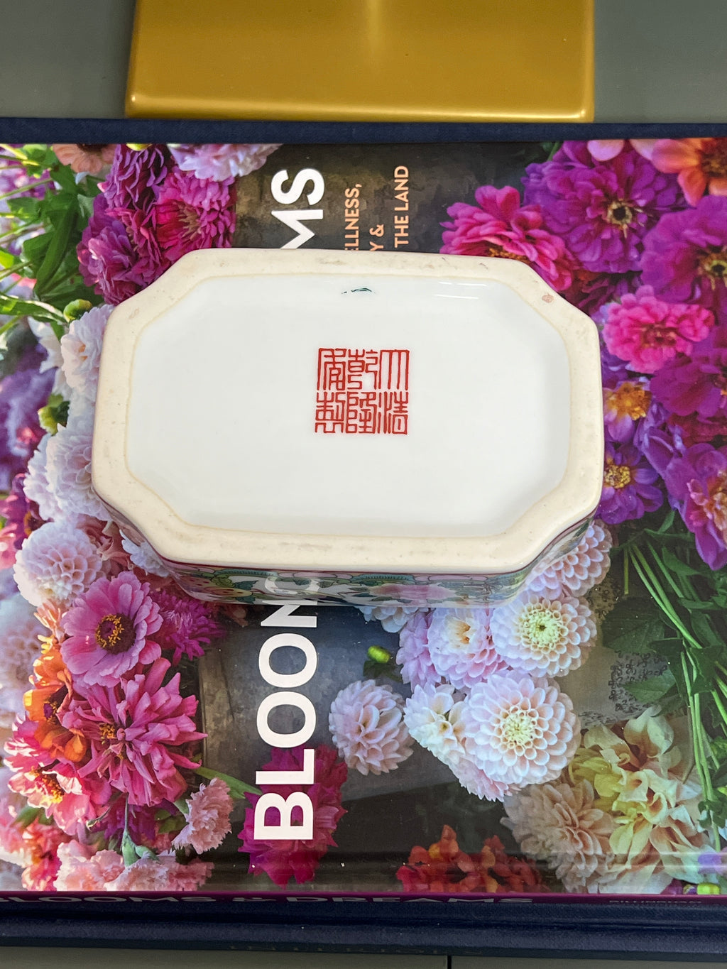 New Rose Canton Lidded Box