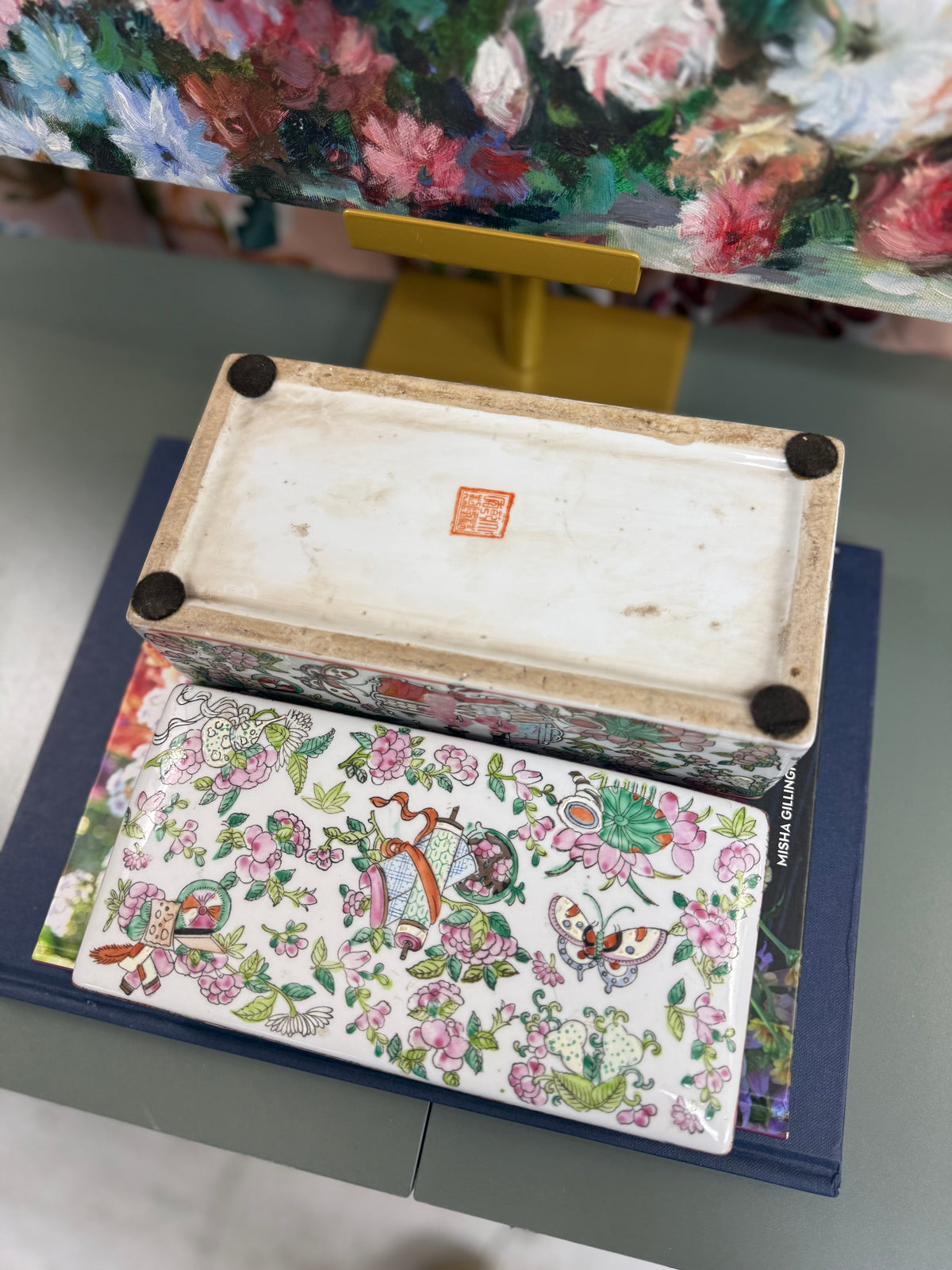 Vintage Rose Famille Dresser Box