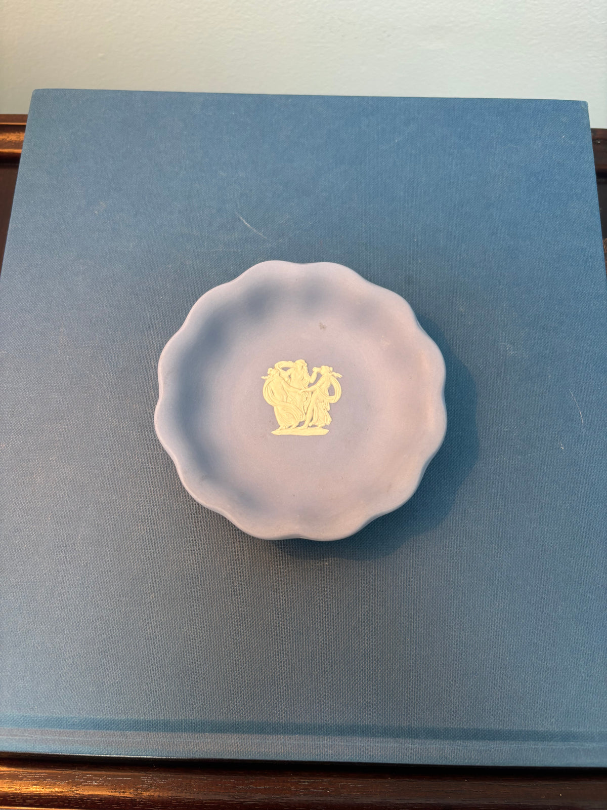 Wedgwood Scalloped Trinket