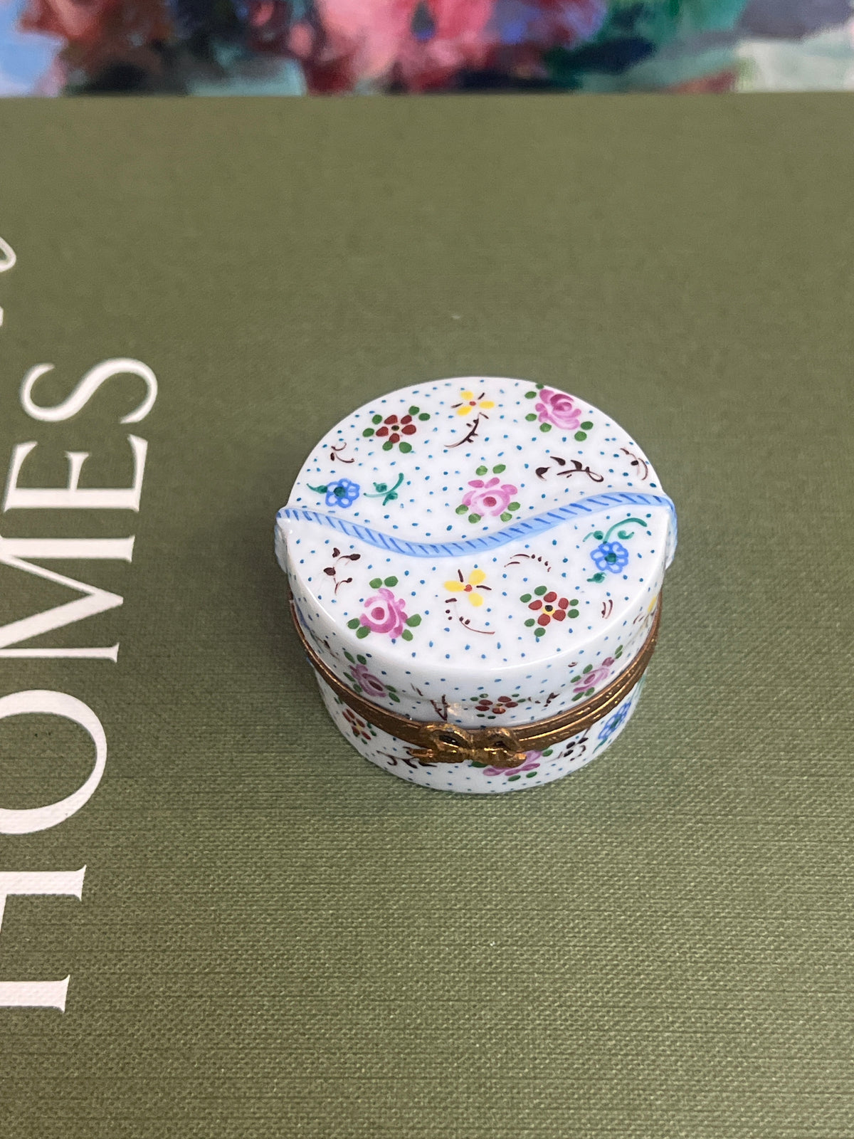 White Floral Hat Limoges Box