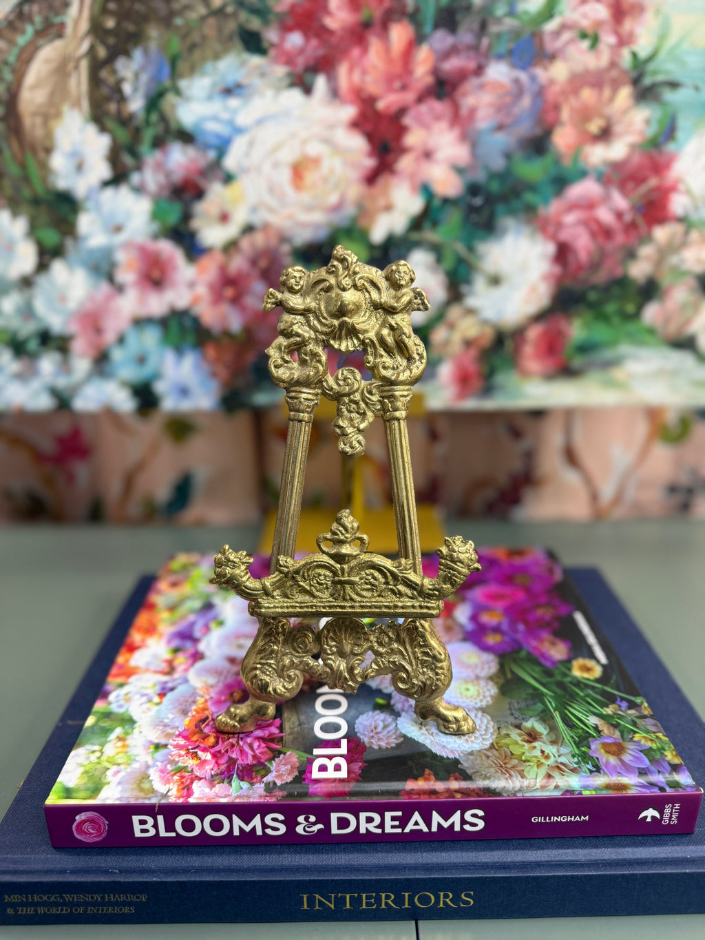 8 inch Cherub Ornate Brass Easel