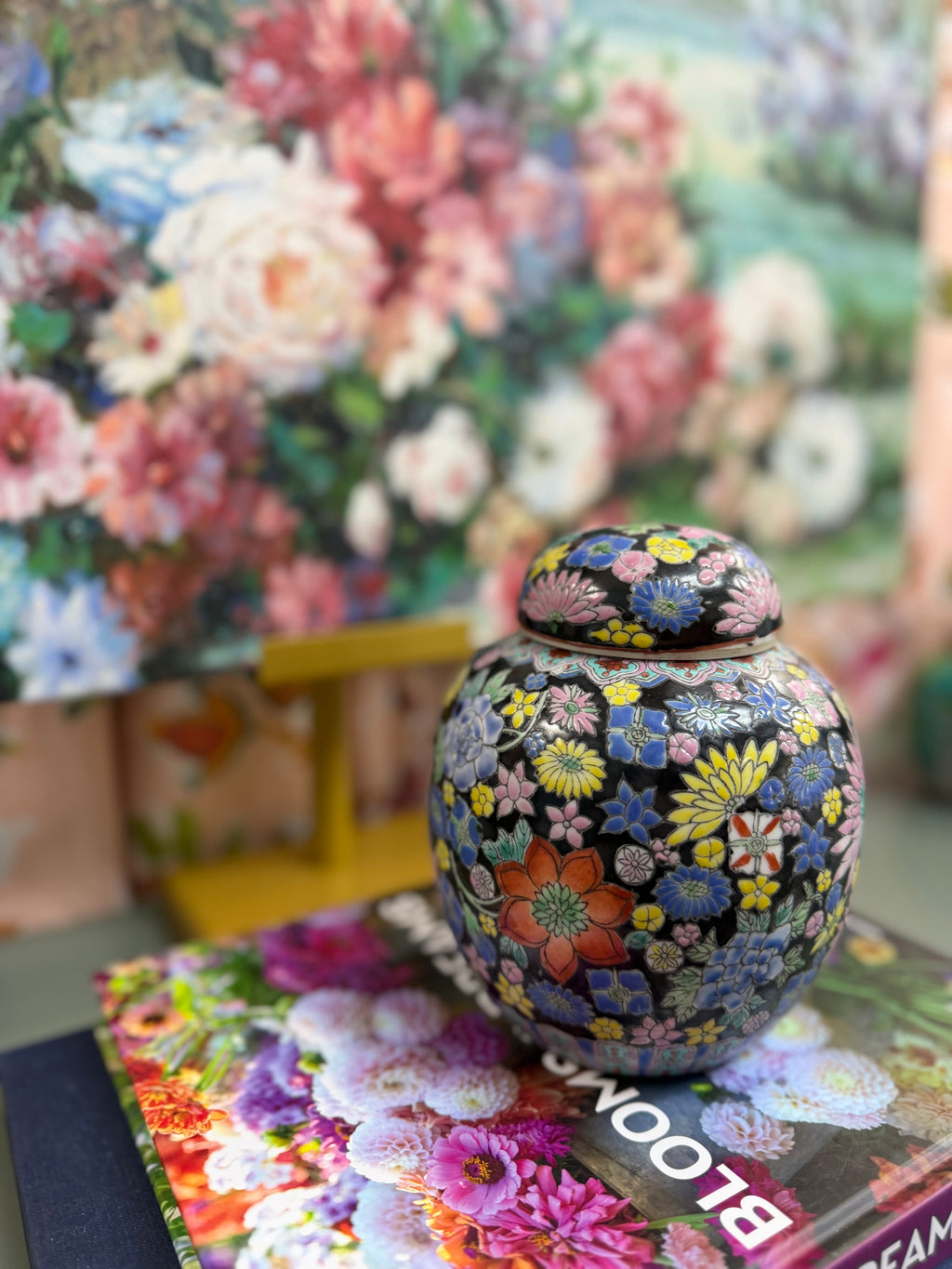 Vintage Medium Famille Noir Ginger Jar
