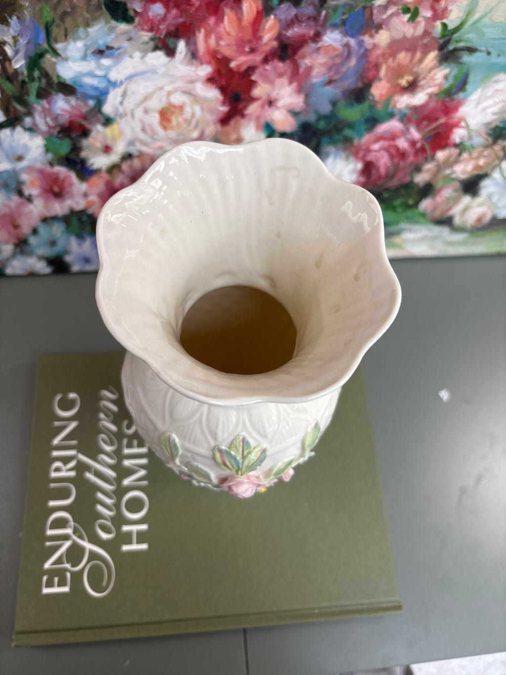 Scalloped Floral Slender Vase