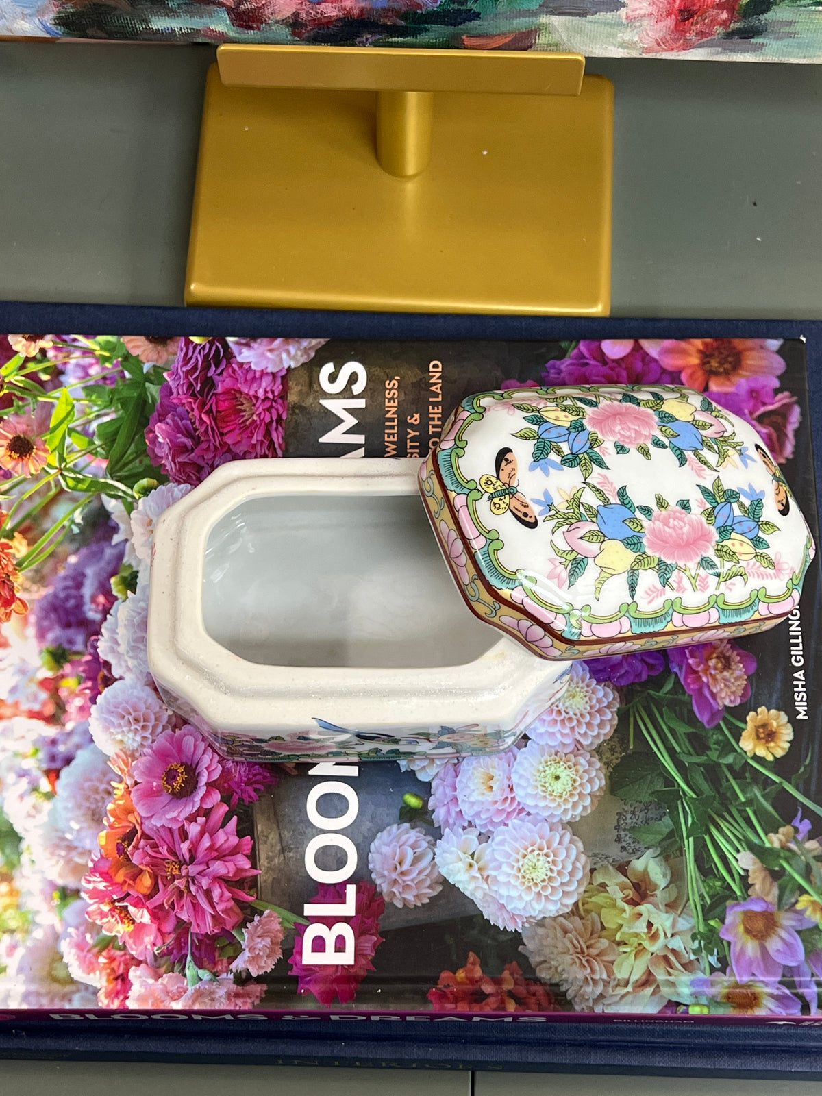 New Rose Canton Lidded Box