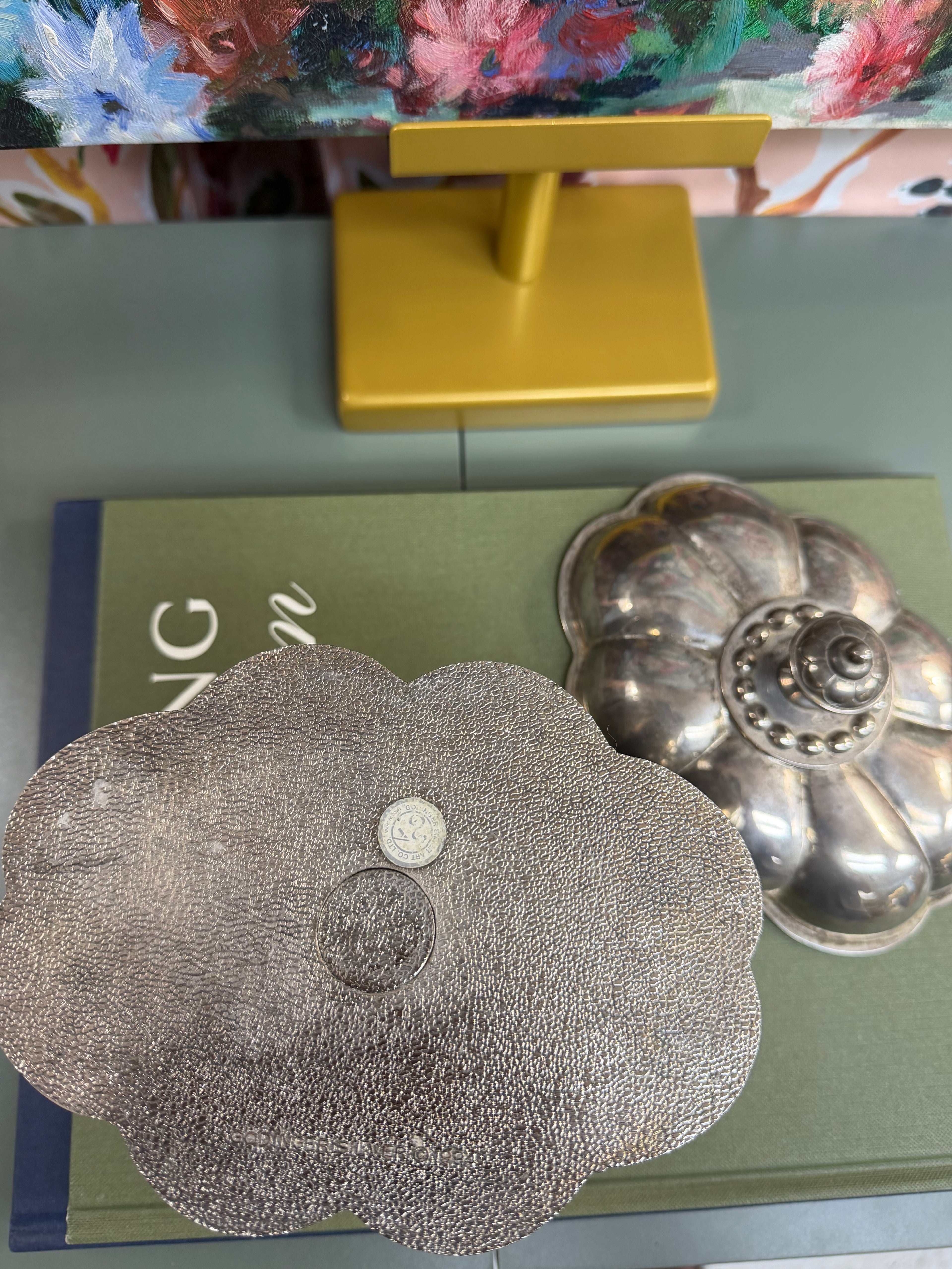 Silver Ruffled Lidded Box