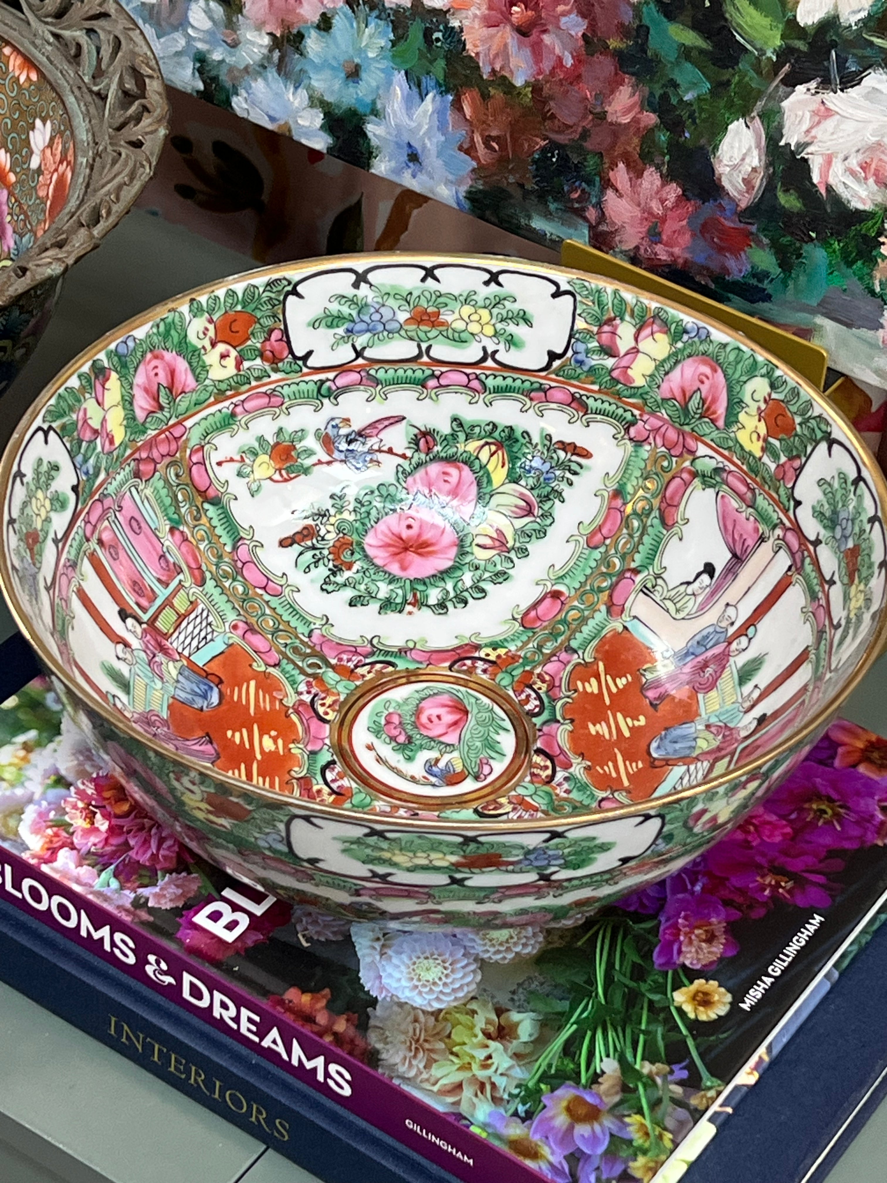 10" Vintage Rose Medallion Bowl